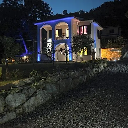 Incanto Di Luna 4* Ispani