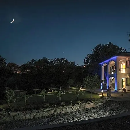 Incanto Di Luna 4* Ispani