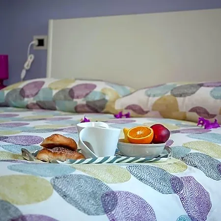 Incanto Di Luna Bed and Breakfast Ispani