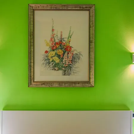 Incanto Di Luna Bed and Breakfast