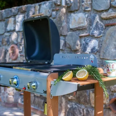 ベッド・アンド・ブレックファスト Incanto Di Luna Ispani